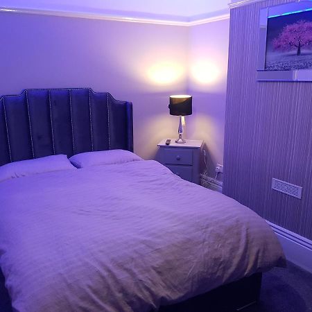 Highfields Living - All Rooms Ensuite- Free Wifi- Free Local Parking شيفيلد المظهر الخارجي الصورة