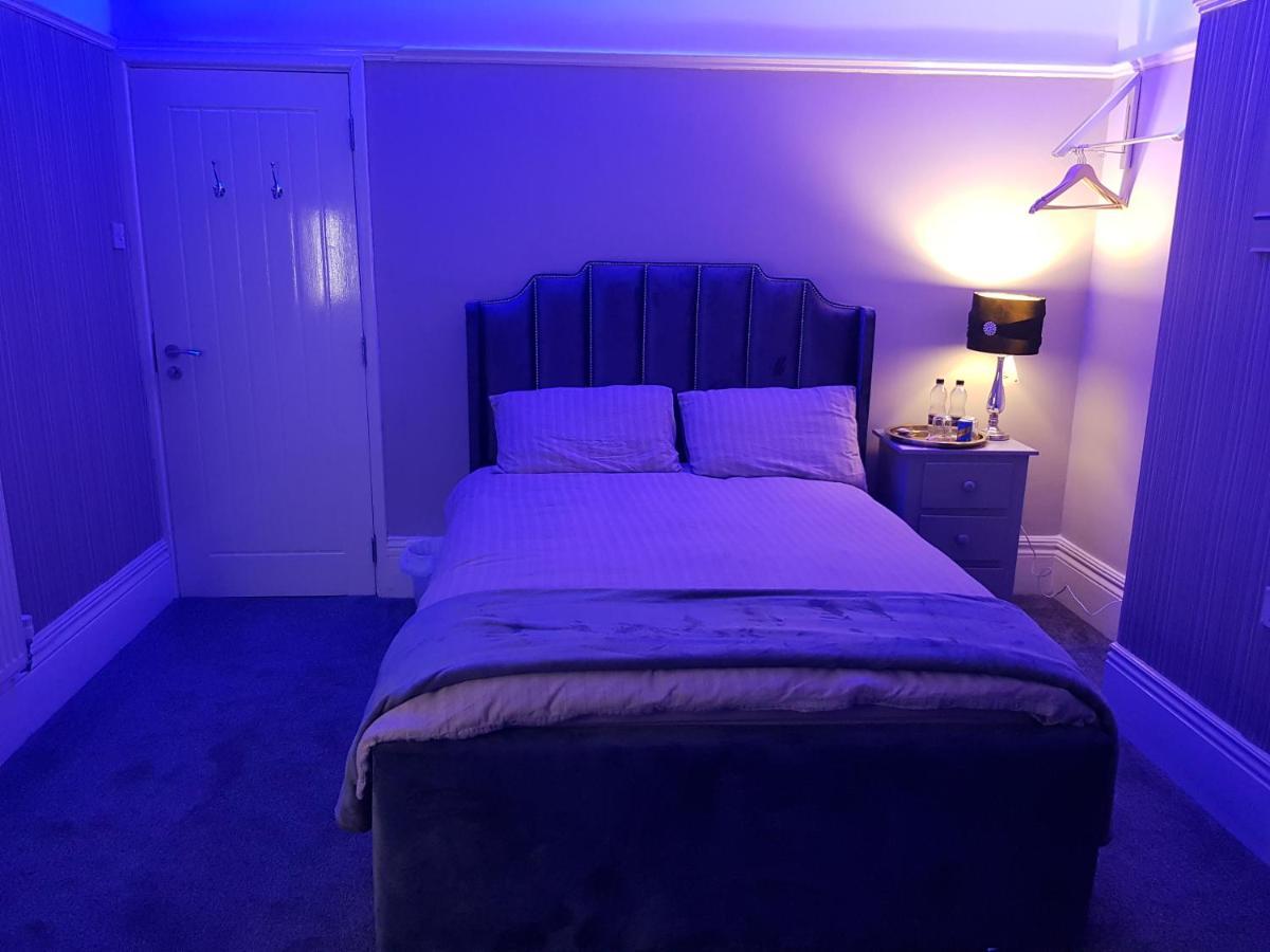 Highfields Living - All Rooms Ensuite- Free Wifi- Free Local Parking شيفيلد المظهر الخارجي الصورة